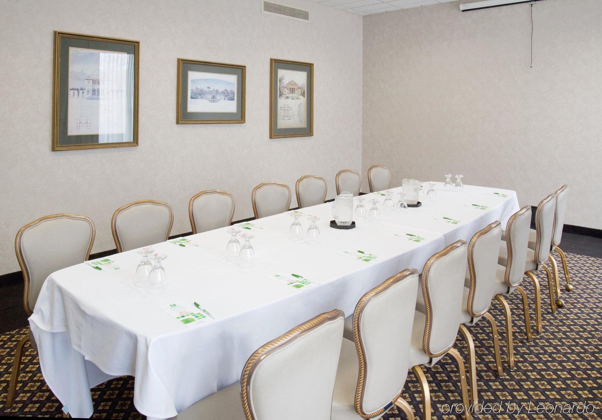 Rock Island-quad Cities By Ihg Hotel 3*